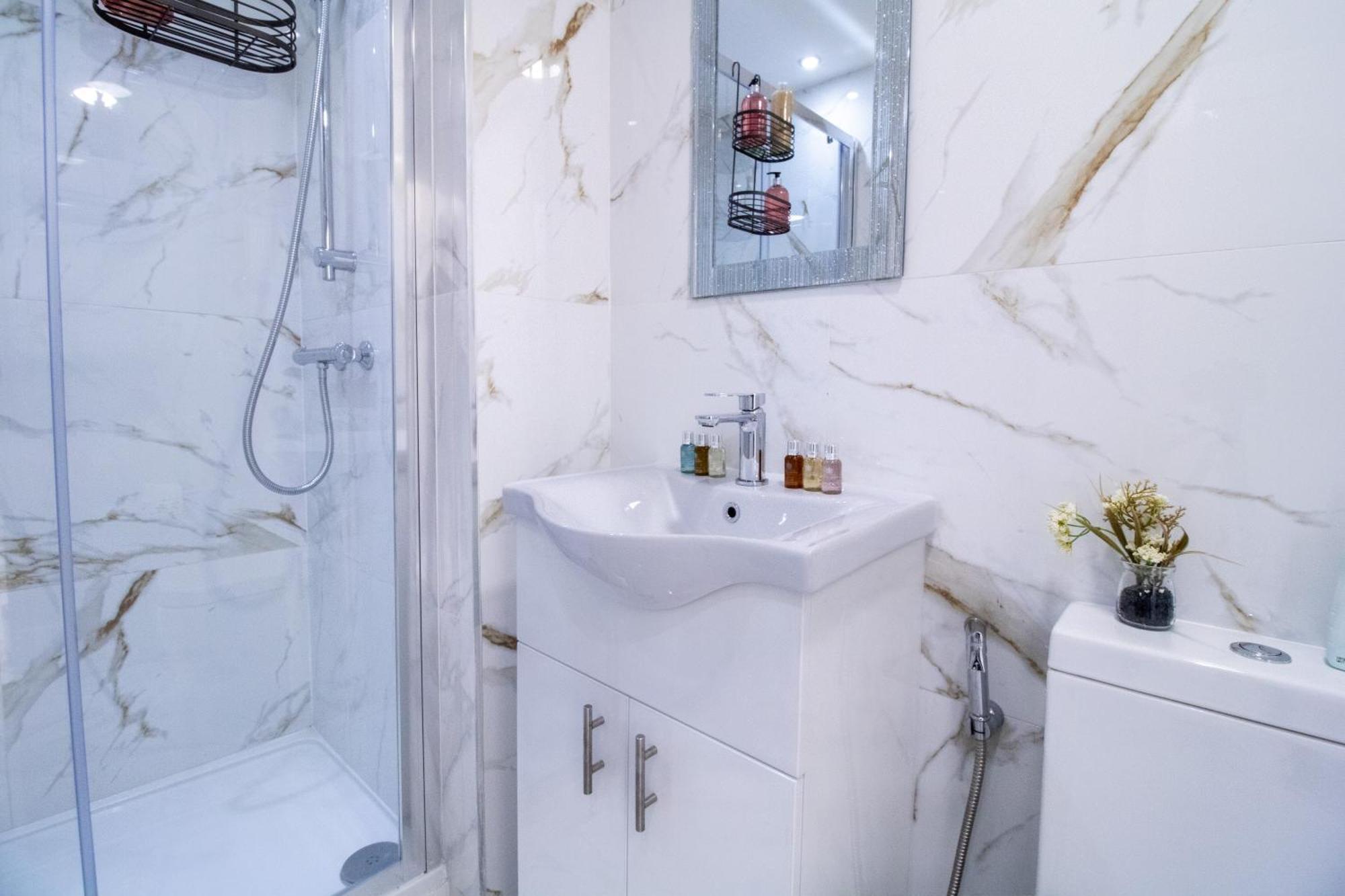 Oxford Street 1 Bedroom Shopping Retreat! 3Gc London Exteriör bild