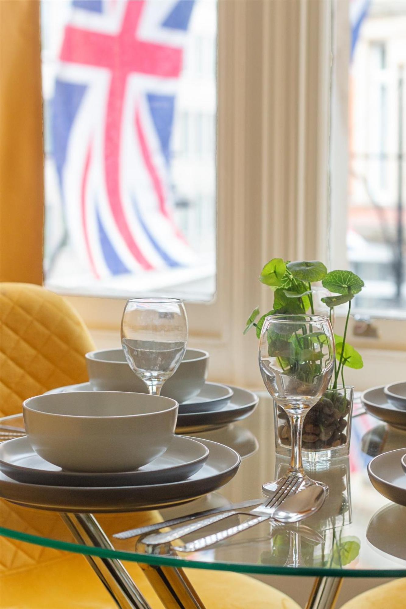 Oxford Street 1 Bedroom Shopping Retreat! 3Gc London Exteriör bild